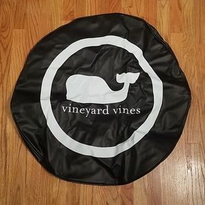 Vineyard Vines tire cover 🐳